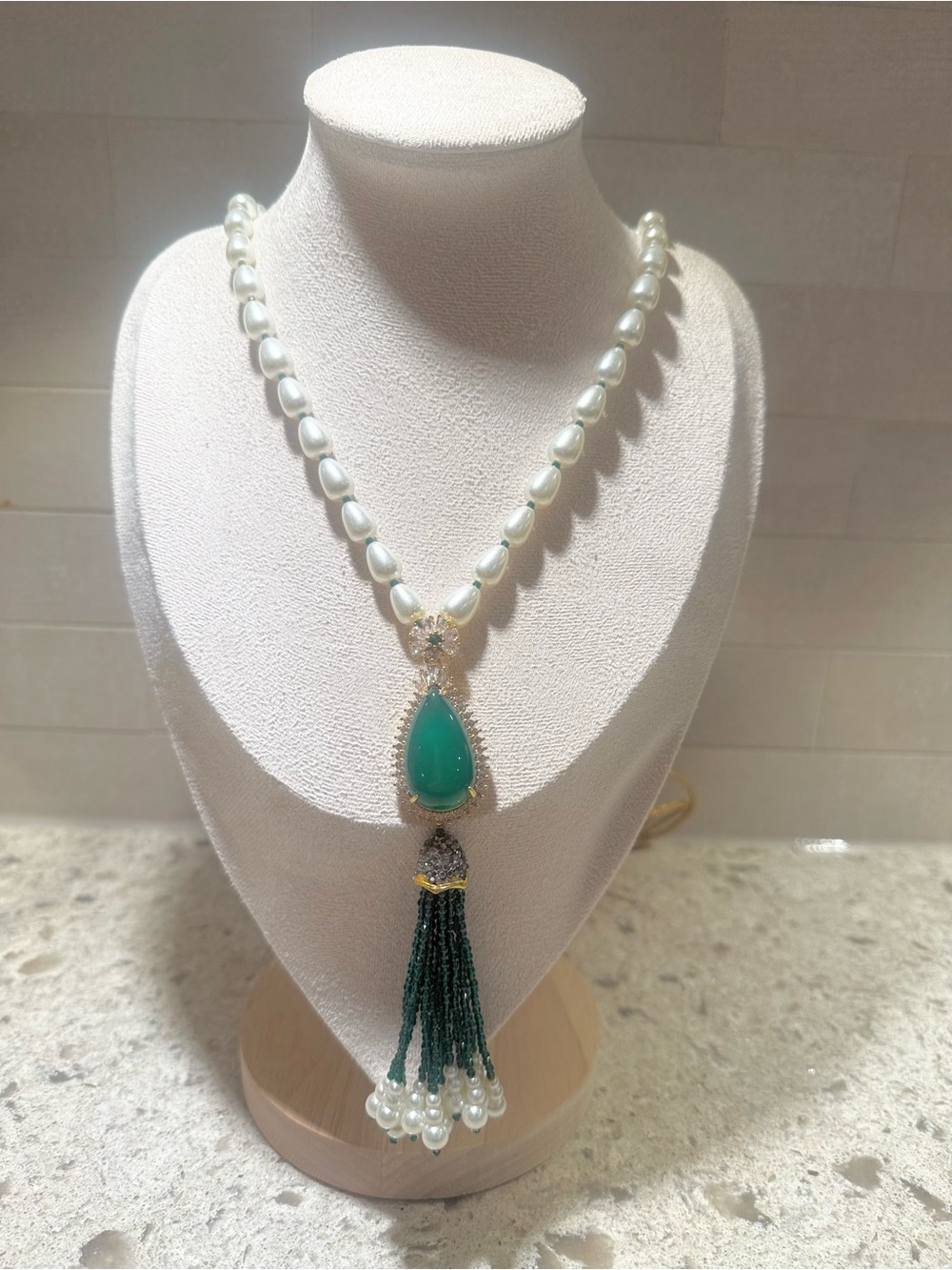 Pearl and Green Teardrop Tassel Necklace - Women Jewelry